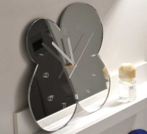 MirraTime | Acryl Spiegel Bloem Wandklok - Moderne Decoratieve Klok