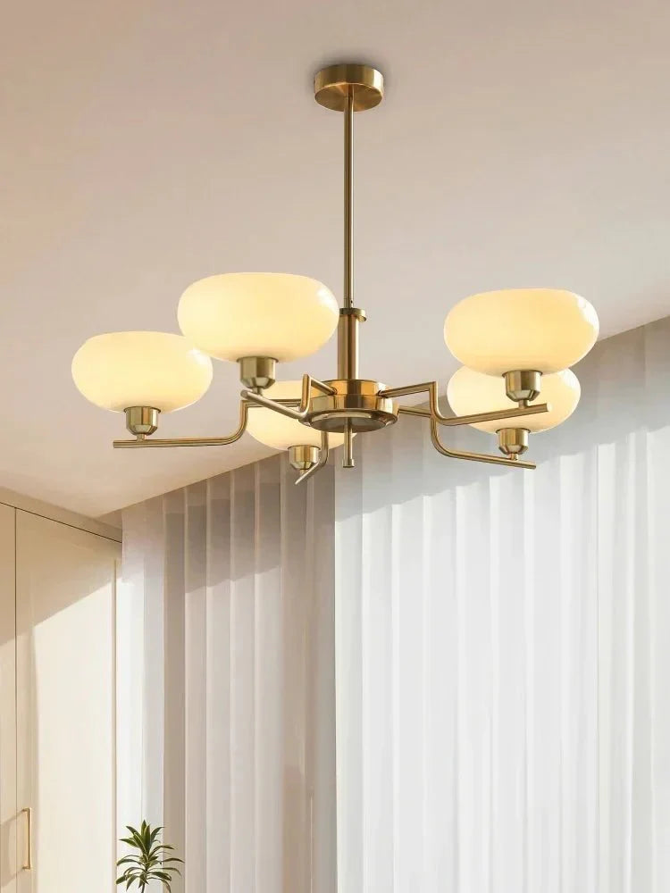 Middeleeuwse Bauhaus kroonluchter