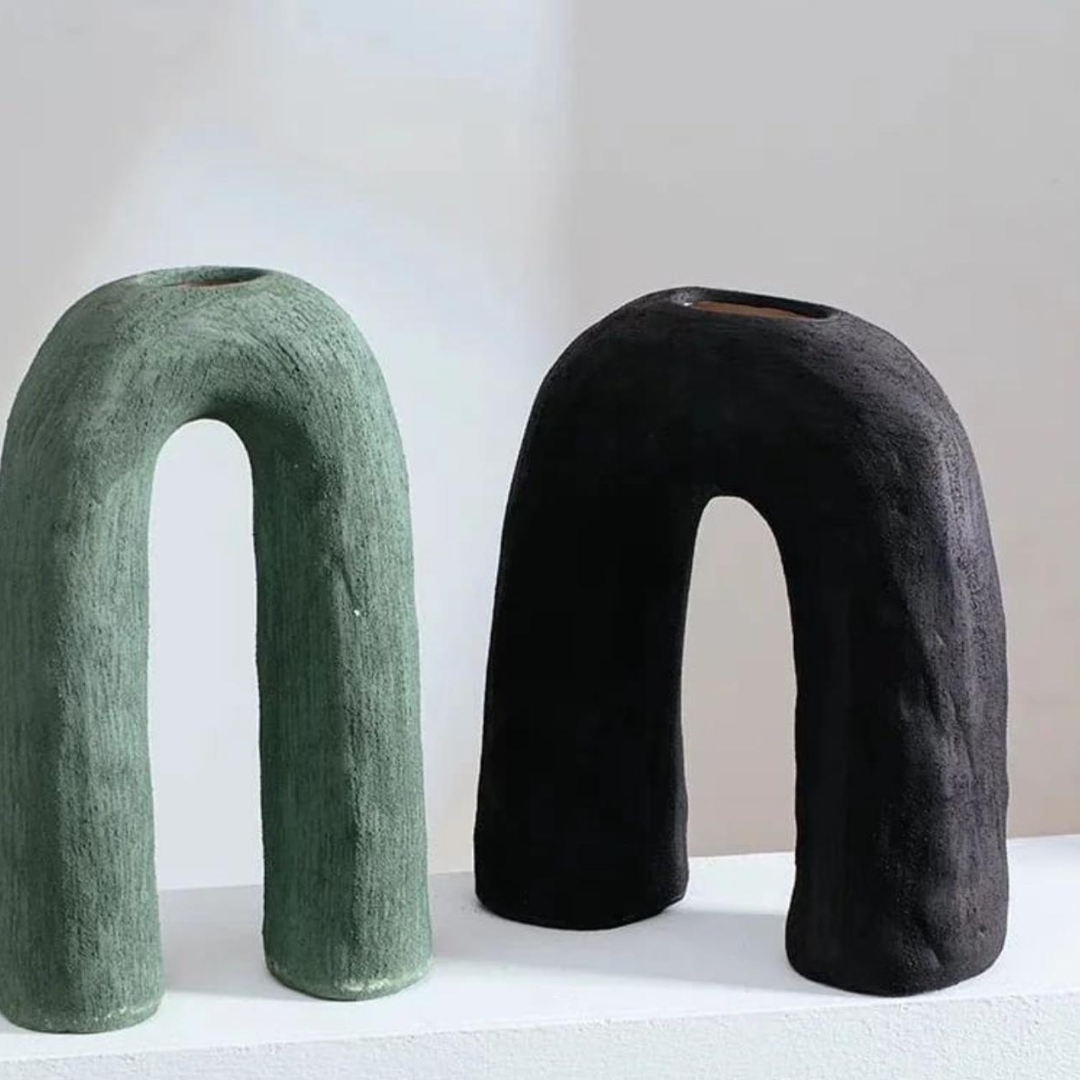Bendra | Moderne Keramische Vaas - Uniek Gebogen Boog Ontwerp, Minimalistisch Woondecor