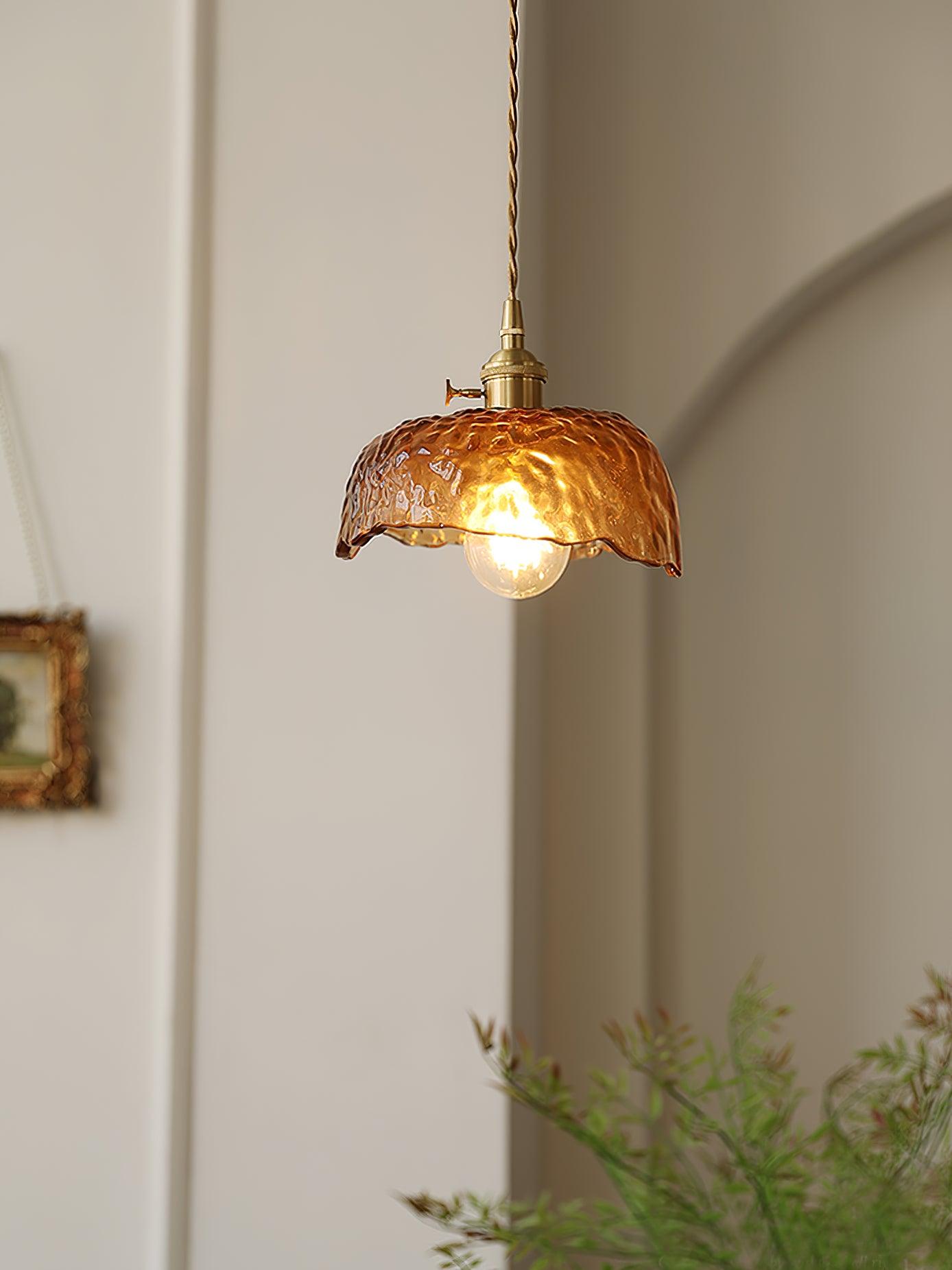 Vintage bruin glazen hanglamp