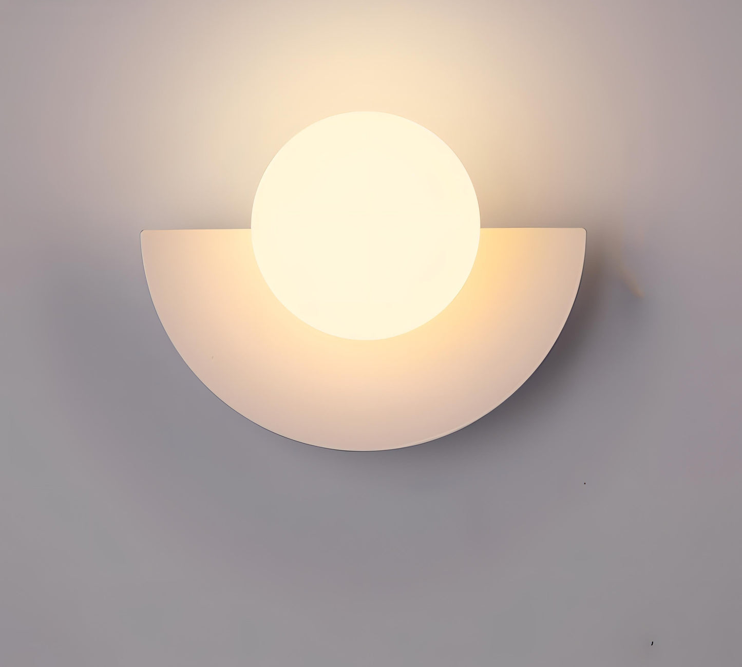 Everest - Noordse halfronde wandlamp