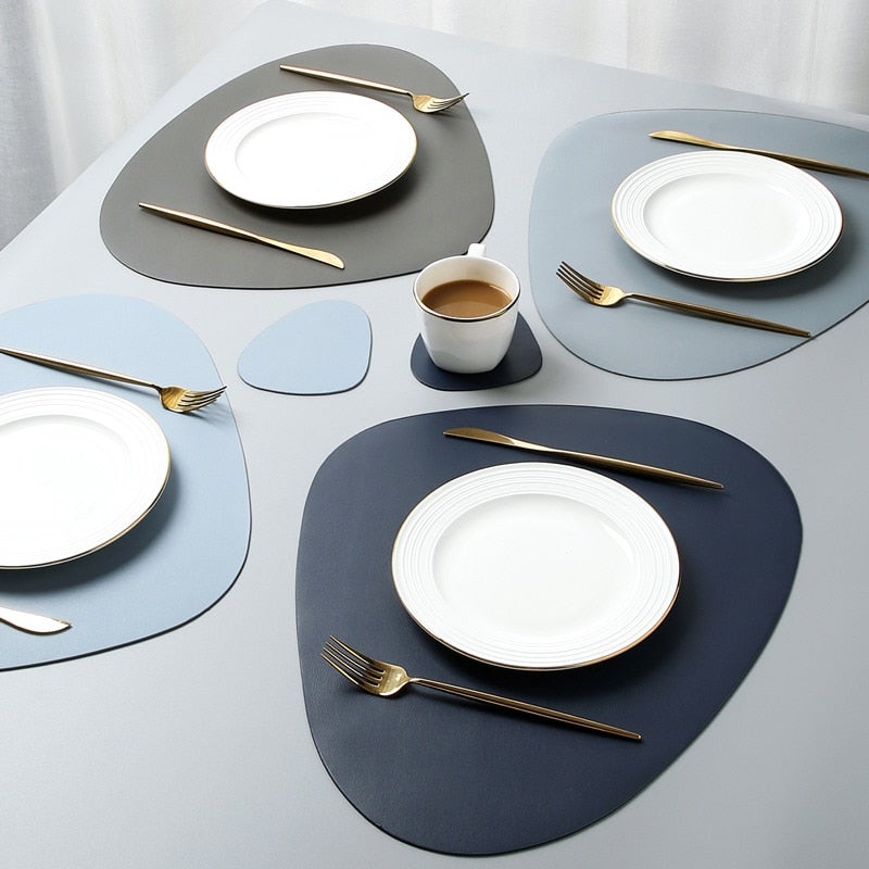 PlayaMat | Placemat & onderzetters in onregelmatige vorm van kunstleer - Stijlvolle eetkameraccessoires