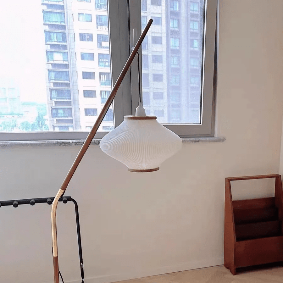 Middeleeuwse stijl vloerlamp