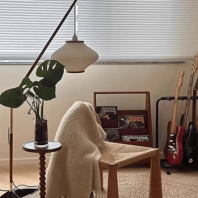 Middeleeuwse stijl vloerlamp
