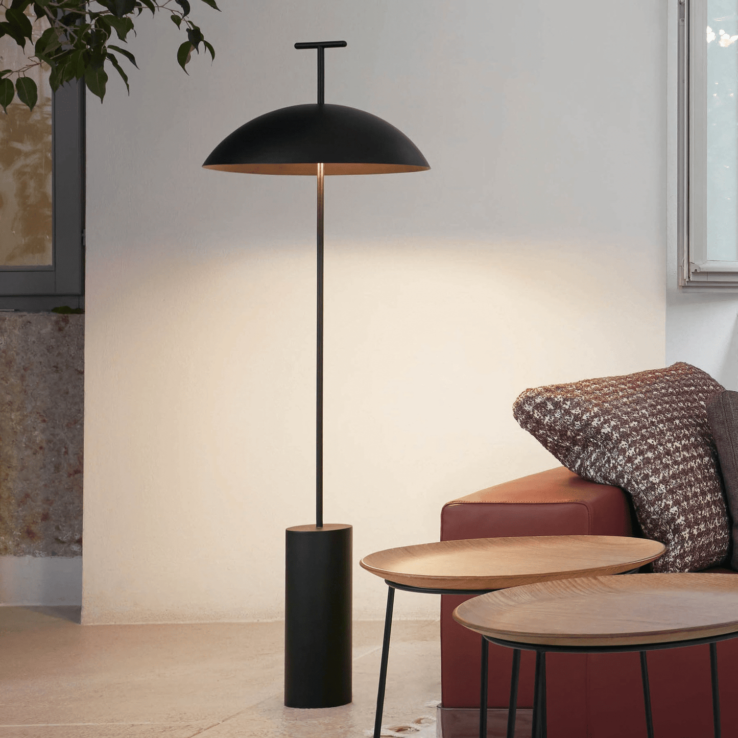 Minimalistische Scandinavische vloerlamp