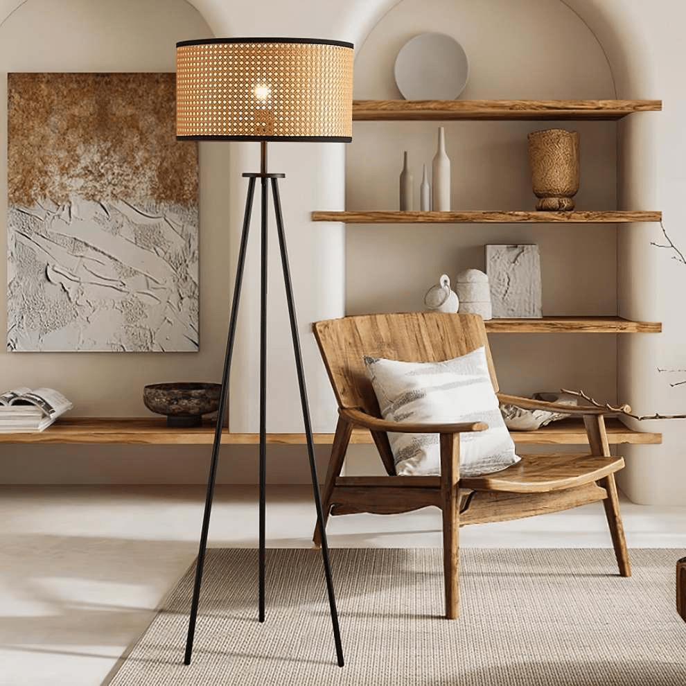 Rotan driepoot vloerlamp