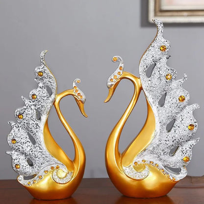 SwanElara | Luxe Gouden Zwaan Beeldjes - Elegant Romantisch Decor voor Paar, Gouden Accent Sculptuur