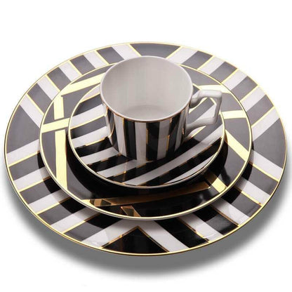 Mozart | Luxe 4-Delig Servies met Elegant Design – Porseleinen Dinerset