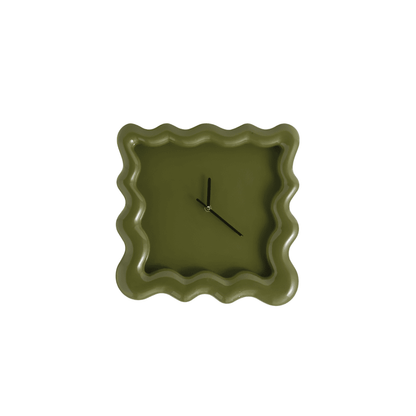 SweetHour | Biscuitvormige wandklok – Crème, uniek ontwerp, moderne decoratieve klok