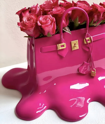 Melantha - Stijlvolle Vaas van Kunsthars in Handtassilhouet