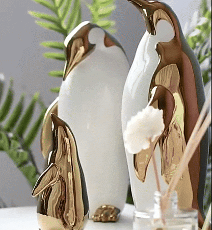 GoldenWaddle | Gouden keramische pinguïn sculptuur – Modern woondecoratiebeeldje, elegant decoratief beeldje