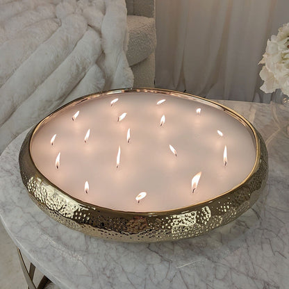 LuxeLicht – XL Geurkaars met 17 Lonten – Betoverende Geur en Gouden Elegantie