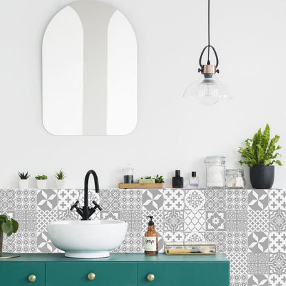 MandalaPatch | 24 Mandala Tegel Stickers - Europese Stijl, Peel & Stick, Waterdicht Vinyl Muur- & Vloerstickers