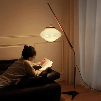 Middeleeuwse stijl vloerlamp