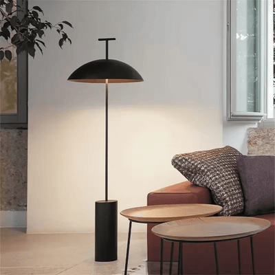 Minimalistische Scandinavische vloerlamp