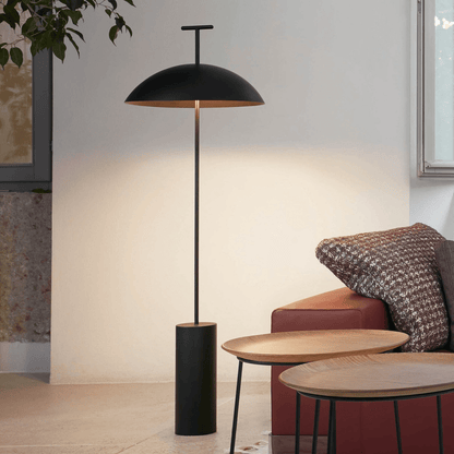 Minimalistische Scandinavische vloerlamp